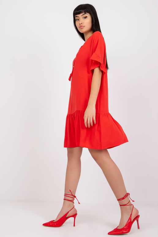 Sarkana kleita ar volāniem no Sindy...