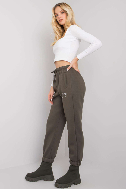 Haki krāsas treniņbikses ar Lilijas...