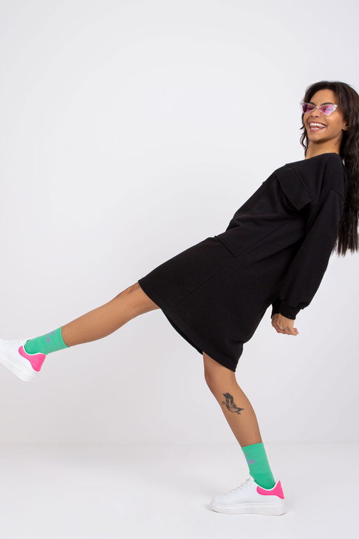 Melna kleita ar kabatām Carrara