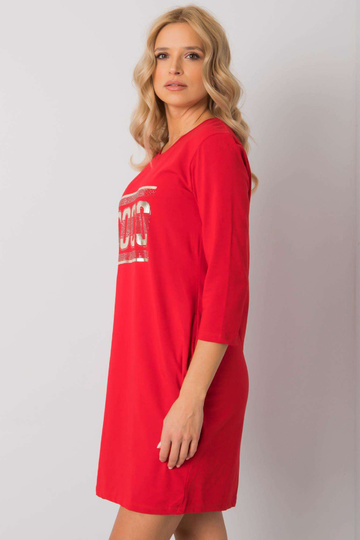 Sarkana kleita ar kabatām... 2