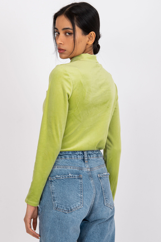 Laima velūra blūze ar Kigali izgriezumu Laima velūra blūze ar Kigali izgriezumu