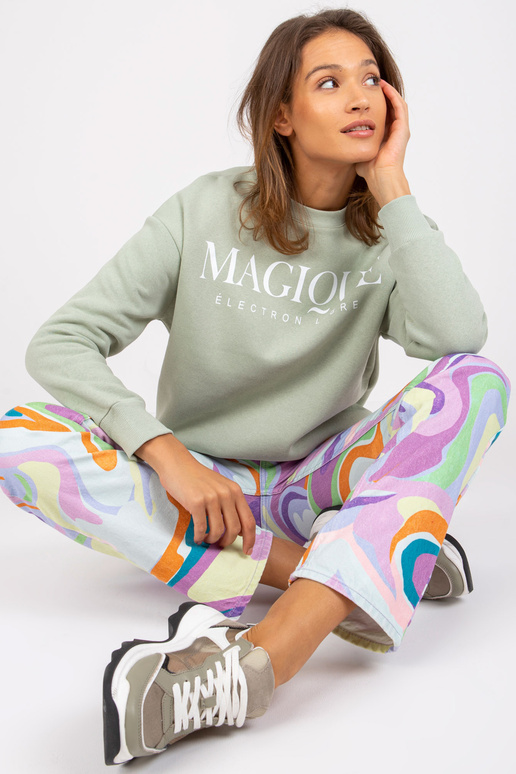 Gaiši zaļš sporta krekls bez kapuces...