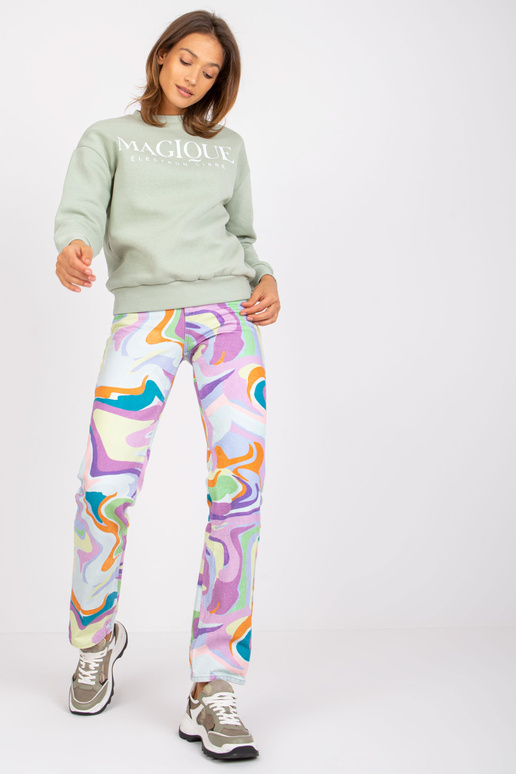 Gaiši zaļš sporta krekls bez kapuces...