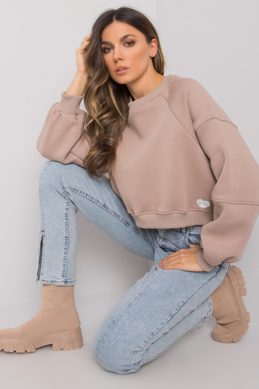 Tumši bēšs kokvilnas sporta krekls... Tumši bēšs kokvilnas sporta krekls...