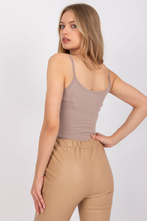 Tumši bēšs pamata tops Indiana Tumši bēšs pamata tops Indiana