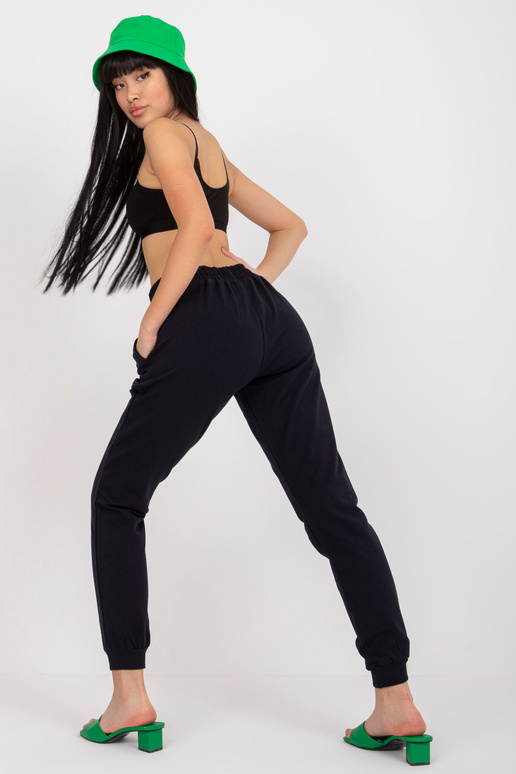 Tumši zilas pamata treniņbikses ar...