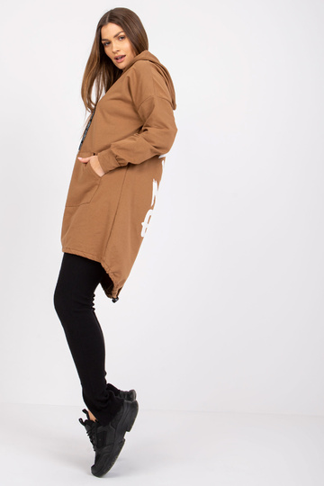 Kamieļu sporta krekls...