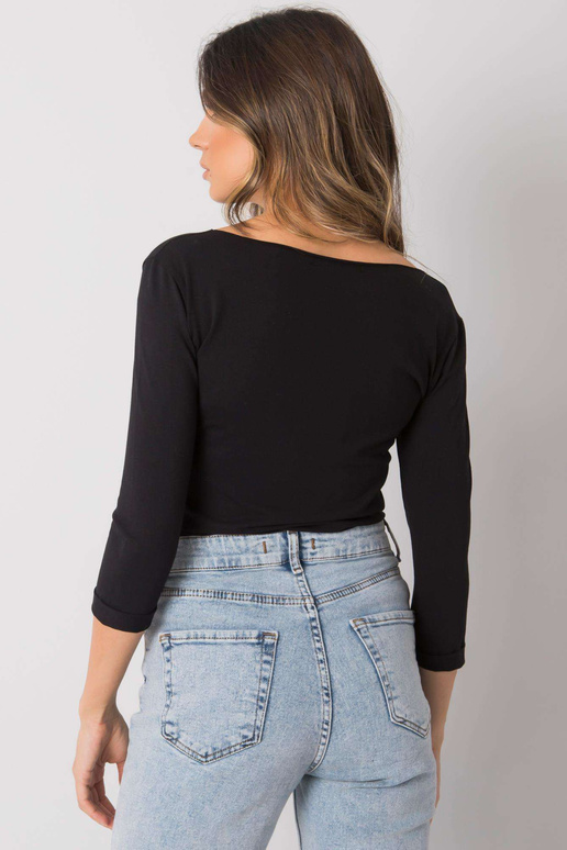 Melna pamata blūze ar Steffanie kabatu Melna pamata blūze ar Steffanie kabatu