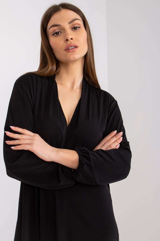 Melna brīva kleita ar Rimini kabatām