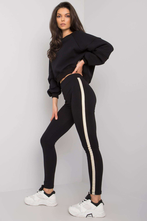 Melni kokvilnas legingi ar svītrām... Melni kokvilnas legingi ar svītrām...