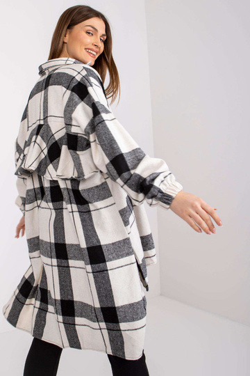 Melnbalts Vilnas rūtains...