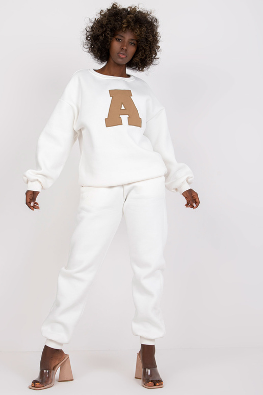 Ecru kokvilnas sporta tērpa komplekts...