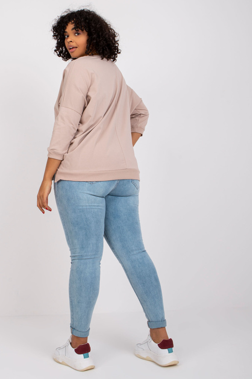 Gaiši bēša plus izmēra blūze ar... Gaiši bēša plus izmēra blūze ar...