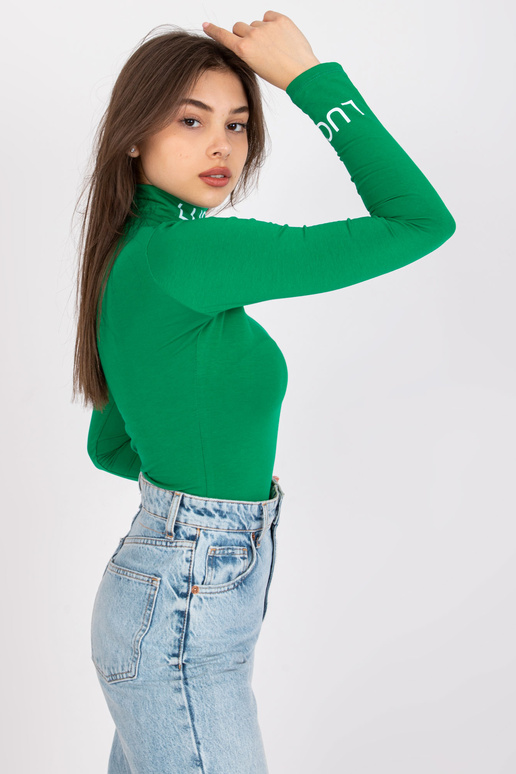 Zaļa pieguloša blūze ar Yarina...