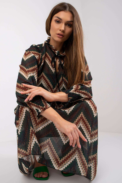 Zaļa kleita ar Santorini apdrukām