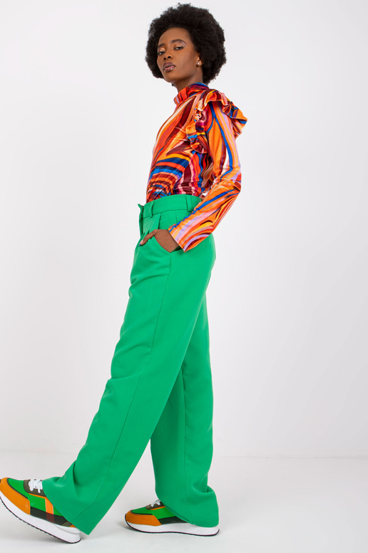 Oranža velūra blūze ar volāniem Lina Oranža velūra blūze ar volāniem Lina