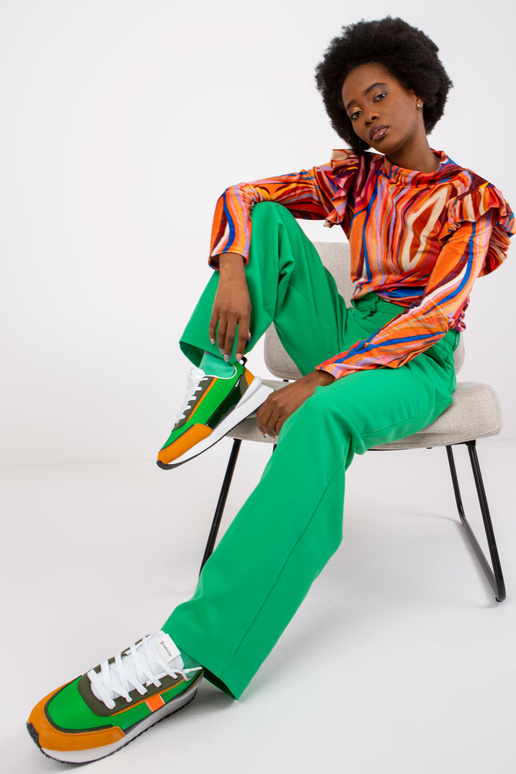 Oranža velūra blūze ar volāniem Lina Oranža velūra blūze ar volāniem Lina