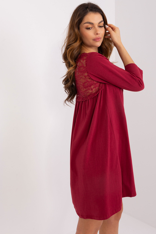 Sieviešu bordo kleita ar mežģīnēm... Sieviešu bordo kleita ar mežģīnēm...