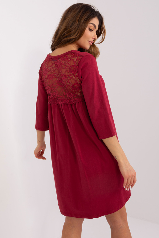 Sieviešu bordo kleita ar mežģīnēm... Sieviešu bordo kleita ar mežģīnēm...