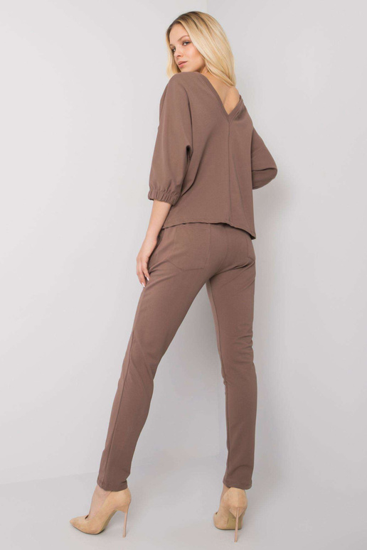 Brūns kokvilnas komplekts ar Jane RUE...