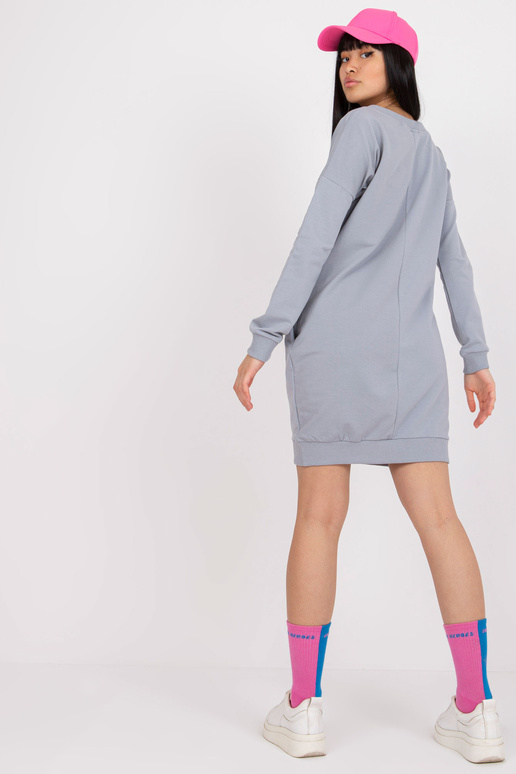 Pelēka pamata sporta kleita ar kabatām