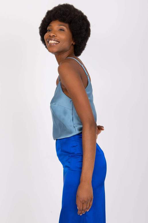 Zils tops uz regulējamām lencēm...