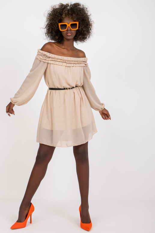 Bēša viena izmēra kleita ar garām...