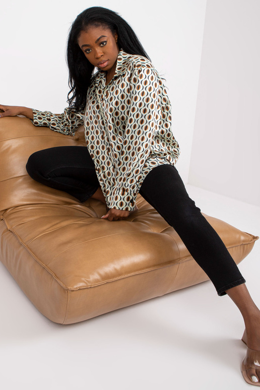 Bēšs asimetrisks krekls ar apdruku