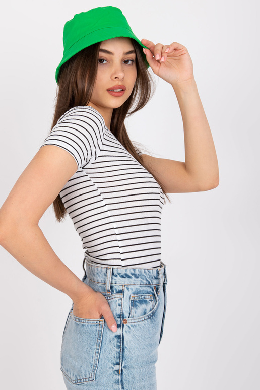 Balta un melna svītraina blūze... Balta un melna svītraina blūze...