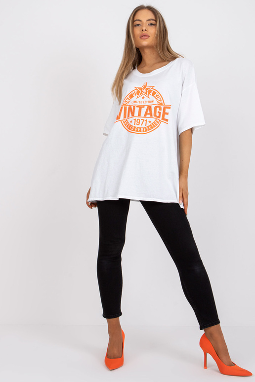 Balts un oranžs kokvilnas t-krekls ar... Balts un oranžs kokvilnas t-krekls ar...