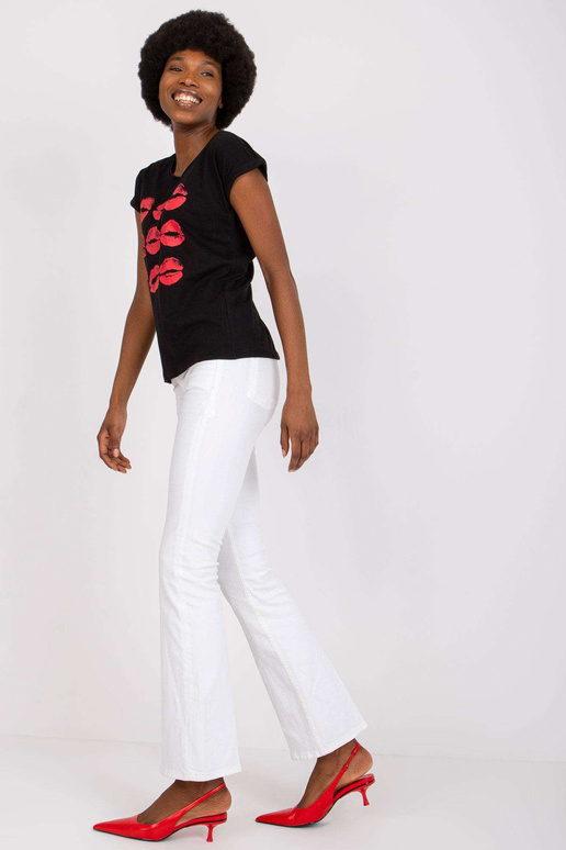 Melns T-krekls ar apdruku Malvina...