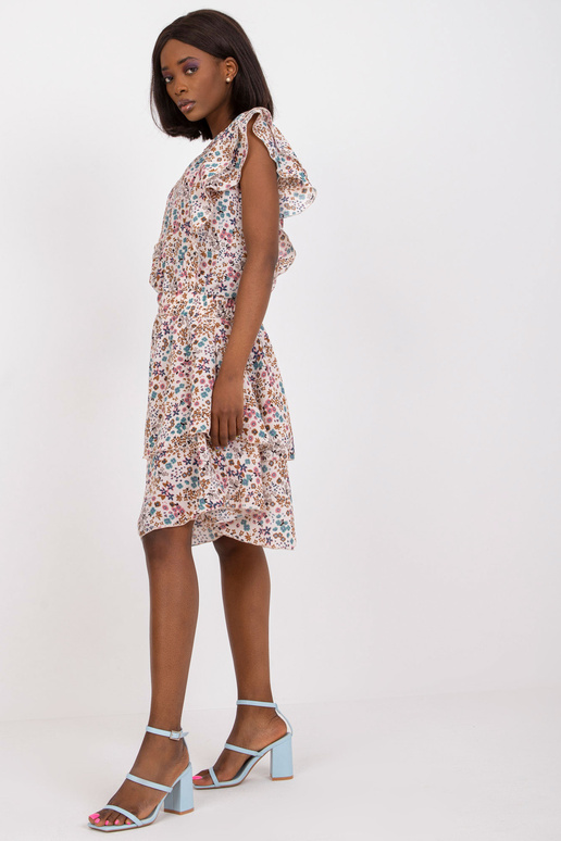 Bēša kleita ar volāniem un ziedu...