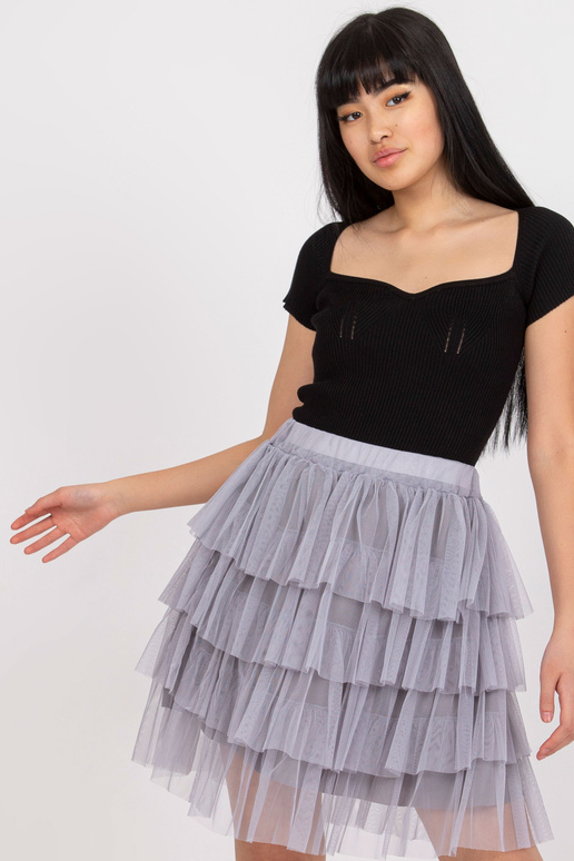 Pelēki tilla svārki ar volāniem un...