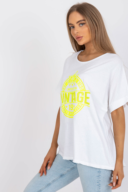 Balts un dzeltens sieviešu t-krekls...