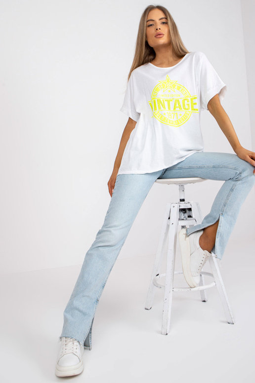 Balts un dzeltens sieviešu t-krekls...