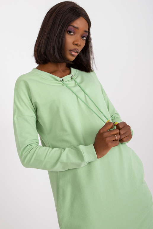 Pistāciju krāsas sporta kreklkleita...