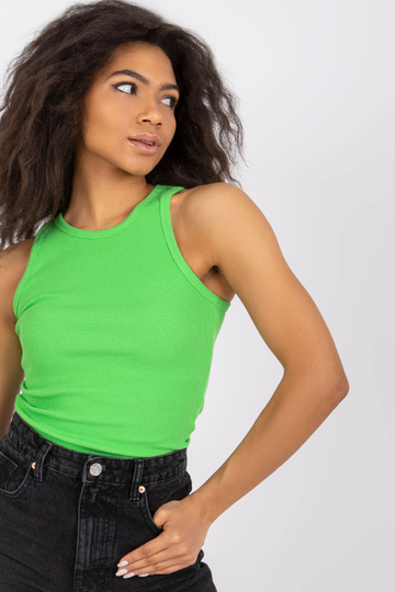 Gaiši zaļš rievotais tops...