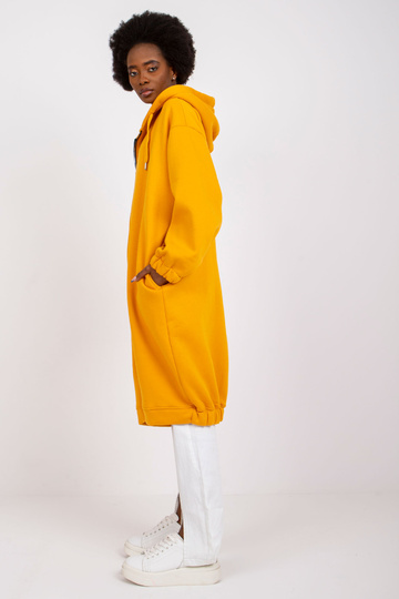 Gaiši oranžs garais sporta...