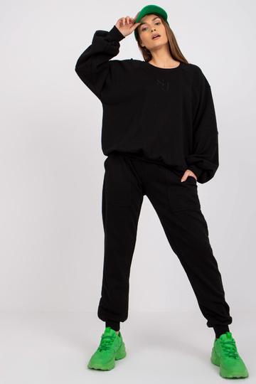 Melns kokvilnas sporta...