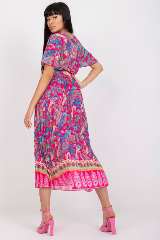 Rozā, kroku viena izmēra kleita ar...