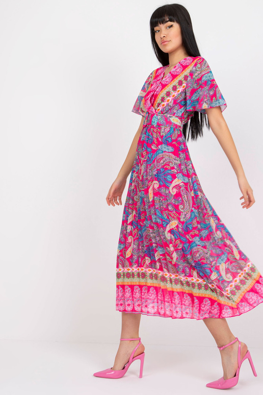 Rozā, kroku viena izmēra kleita ar...