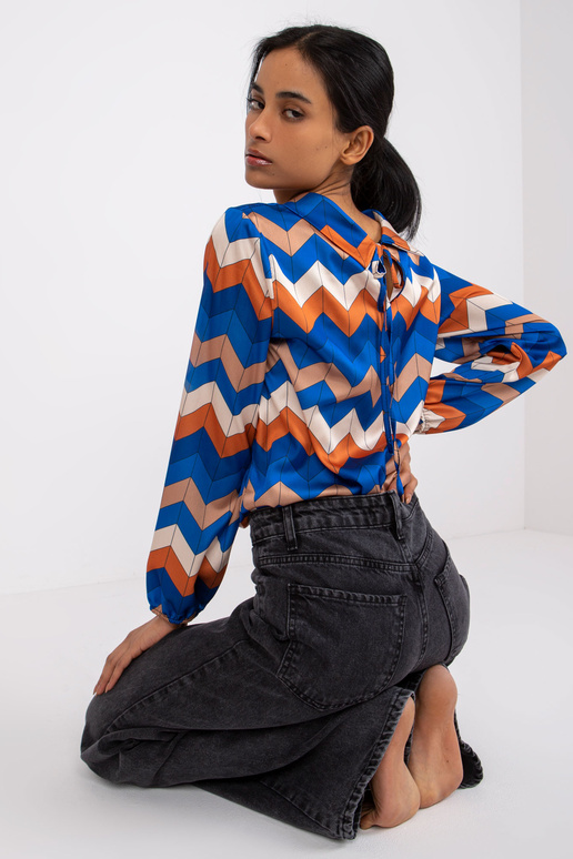 Tumši zila blūze ar Silēzijas apdrukām Tumši zila blūze ar Silēzijas apdrukām