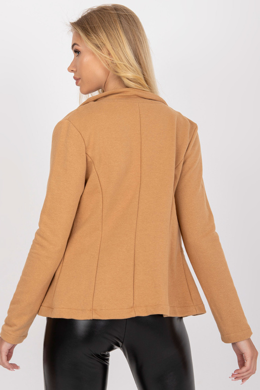 Kamieļu jaka ar garām piedurknēm