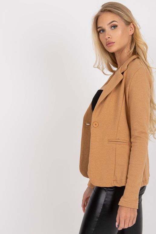 Kamieļu jaka ar garām piedurknēm