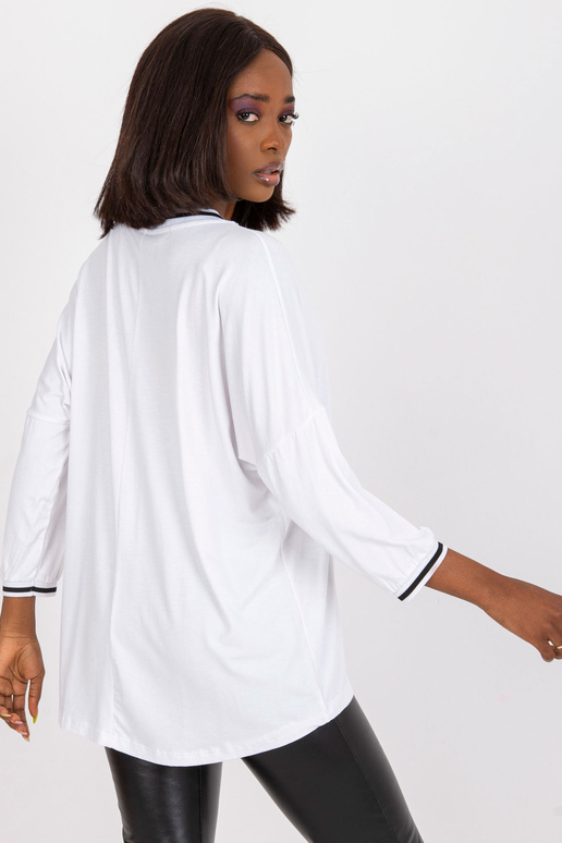 Balta ikdienas ikdienas blūze