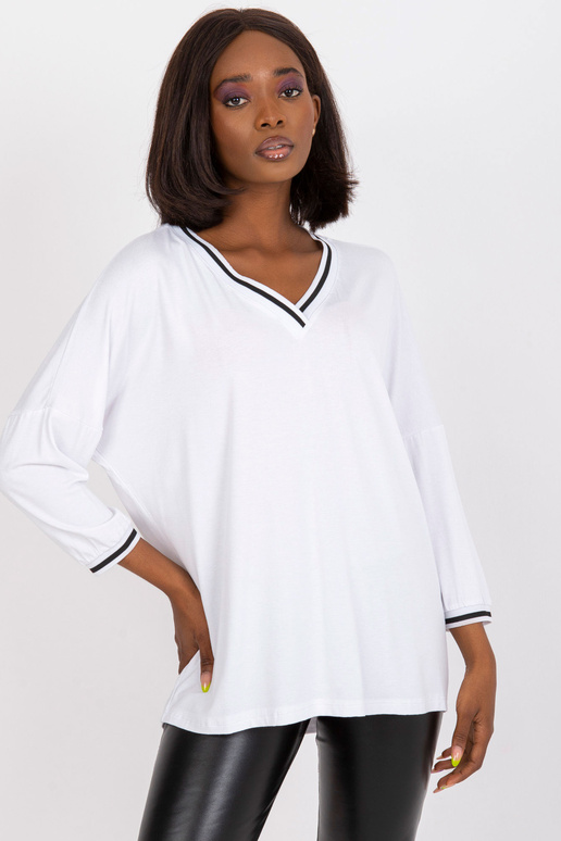 Balta ikdienas ikdienas blūze