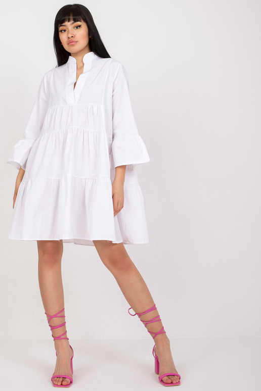 Balta kleita ar volāniem un 3/4...