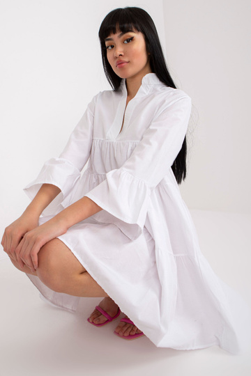 Balta kleita ar volāniem un... 2