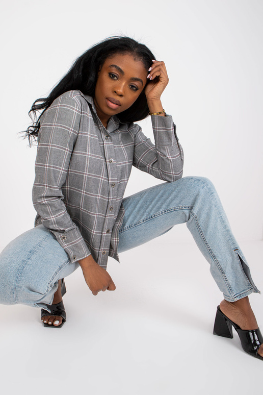 Pelēks rūtains krekls ar garām...