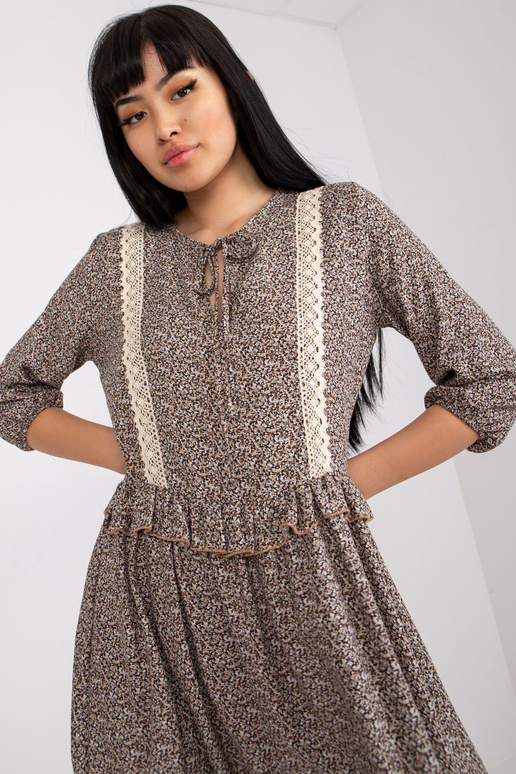 Brūna ikdienas kleita ar 3/4...